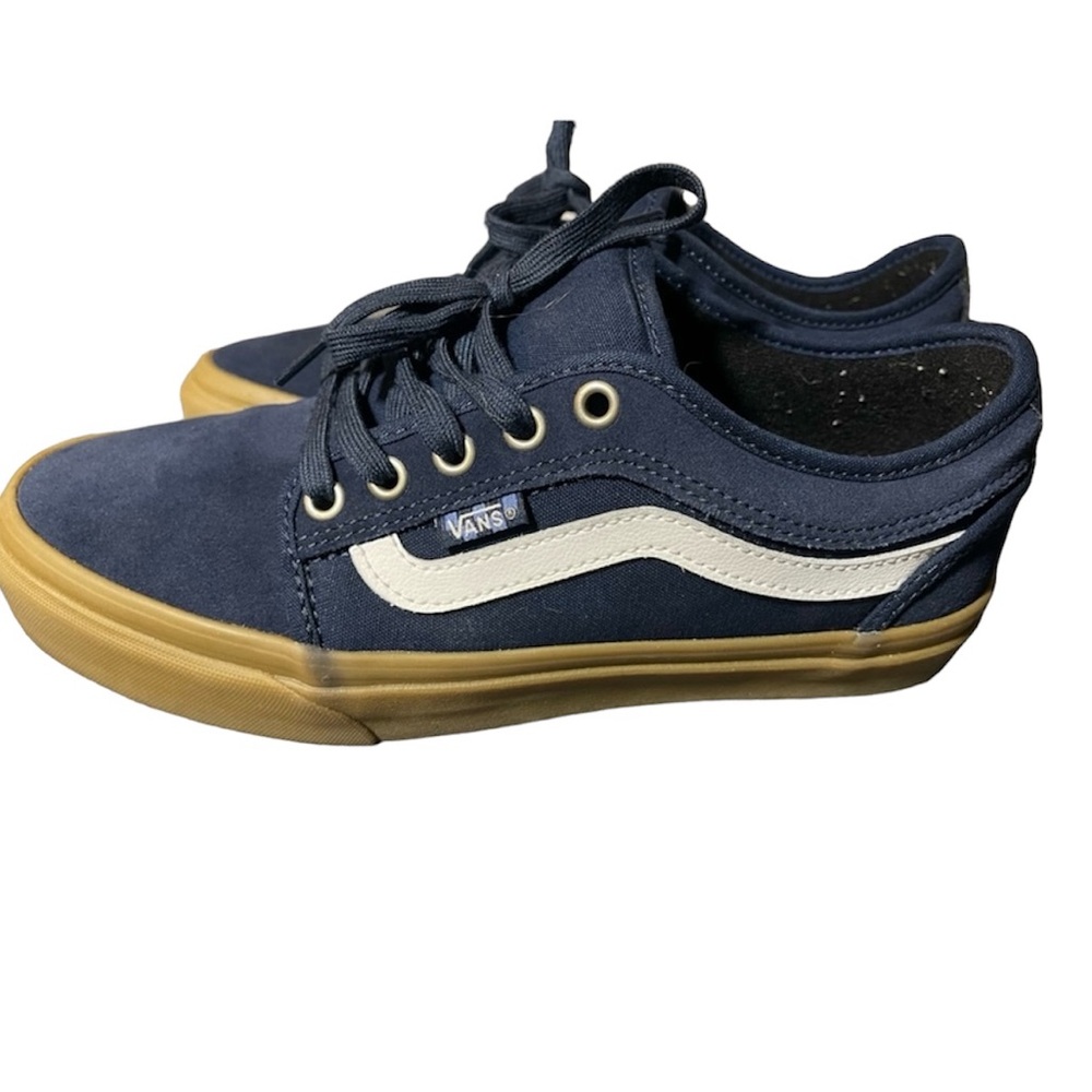 Men’s Navy/Gum colored Low-top Vans